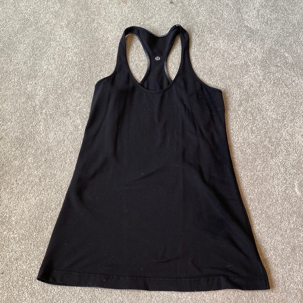 Black Lululemon tank top